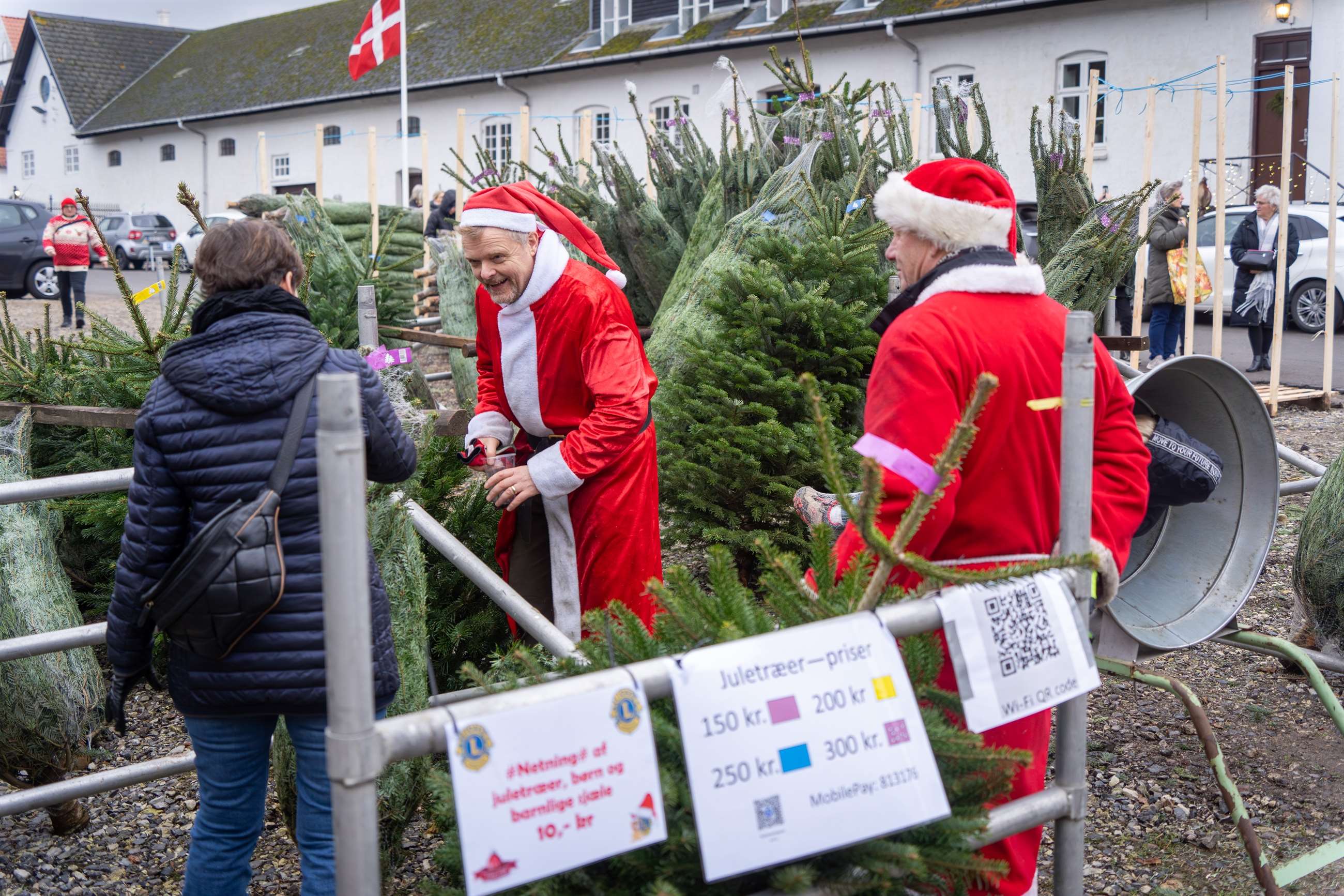 241207 - lions julemarked på vosnæsgård 007